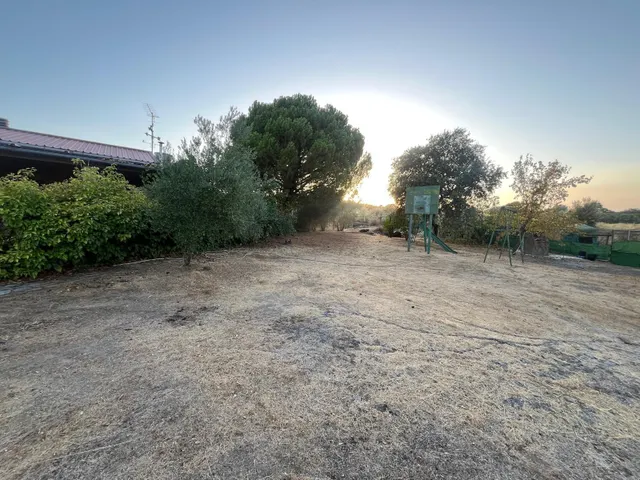 Encantadora Casa de Campo en Carretera de Badajoz - Cáceres — 28
