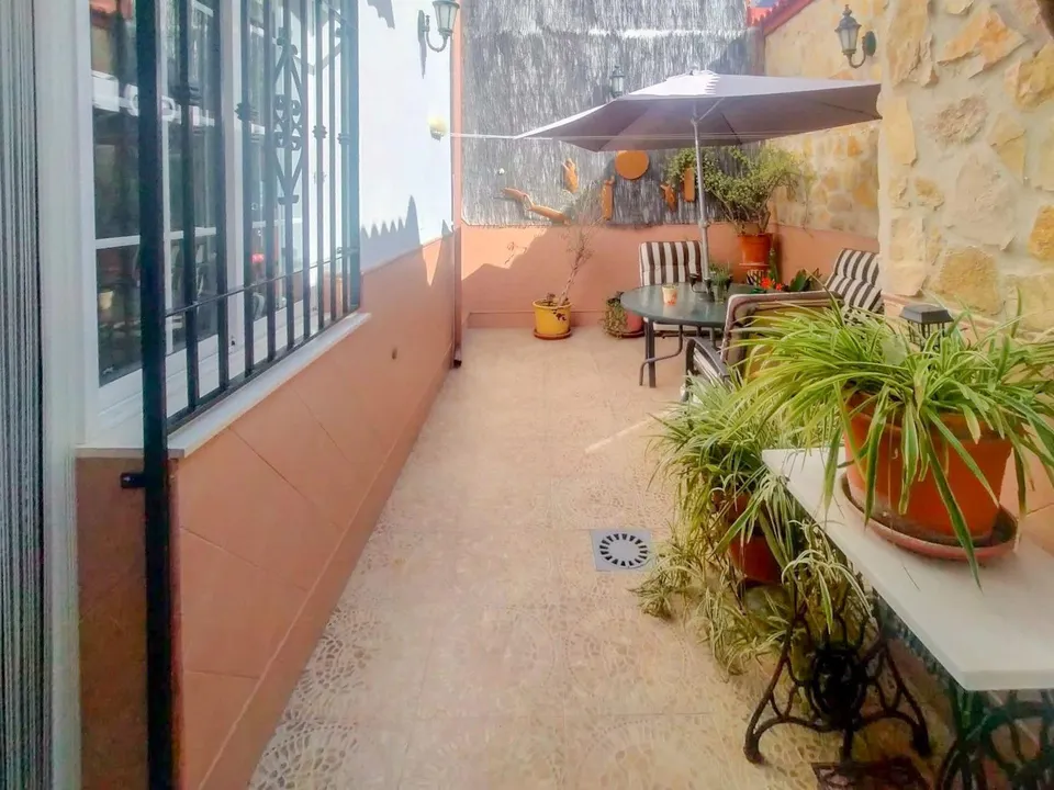 SENSACIONAL CASA DE ENSUEÑO EN AGUILAR