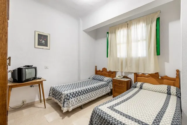Hostal Lanjarón — 36