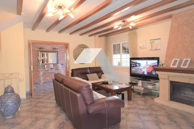 Espectacular chalet en venta — 18