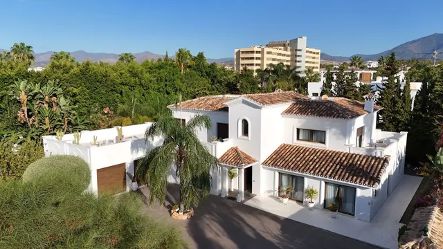 Chalet 5 habitaciones 292m² en venta - Costa Del Sol — 19