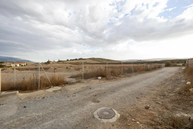 MAGNIFICO TERRENO URBANO EN LA MALAHA MUY CERCA DEL POLIGONO INDUSTRIAL DE ESCUZAR — 16