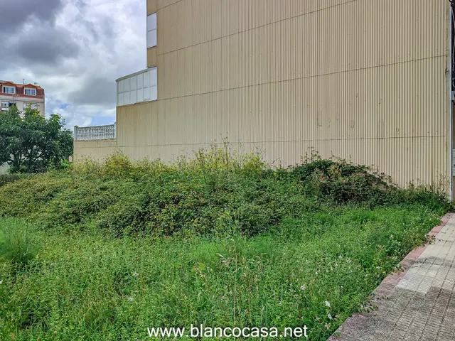 Solar en zona Juzgados (Carballo) — 8