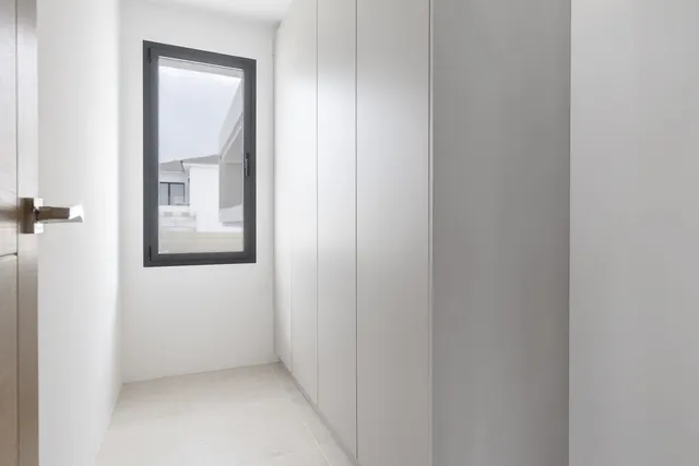 Chalet 4 habitaciones 199m² en venta - South of spain — 46