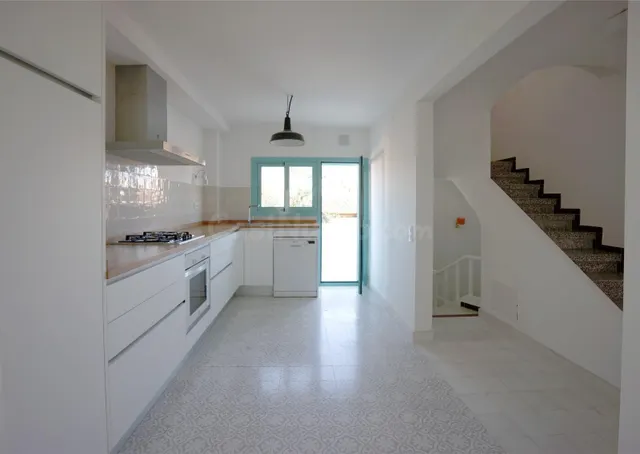 Casa de pueblo totalmente reformada zona tranquila y cerca d - foto 5