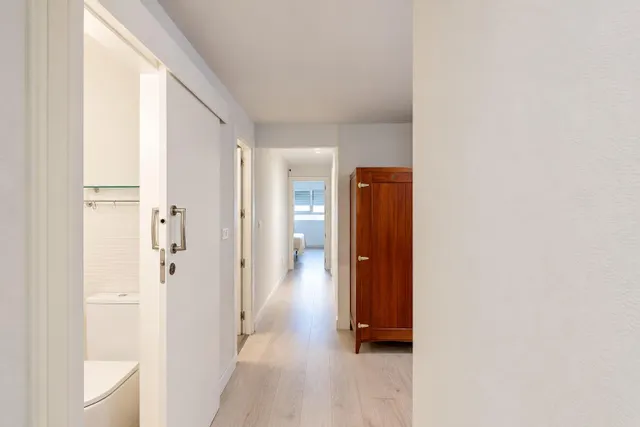 Piso reformado de 113 m2 en pleno centro de Murcia con 4 dormitorios y 2 baños — 11