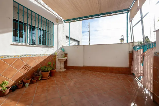 ¡Tu hogar soñado te espera en esta espectacular casa reformada! — 6