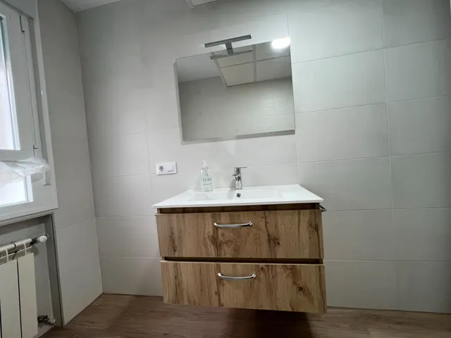 Piso recién reformado con garaje en el centro de Cáceres — 38