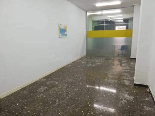 Amplio Local Comercial en VENTA en El Botanic, Valencia - foto 3