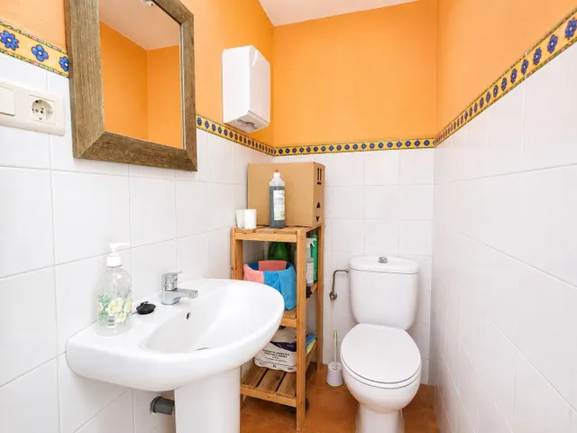 CASA CON GRAN POTENCIAL — 10