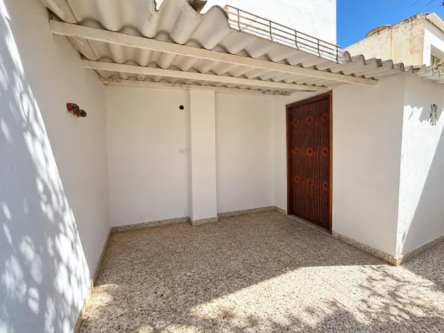 ¡casa con patio y muchas posibilidades cerca del centro de Málaga! — 11