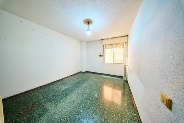 Piso Alminares del Genil, pisazo de 195 m2 con piscina, sauna y gimnasio — 23
