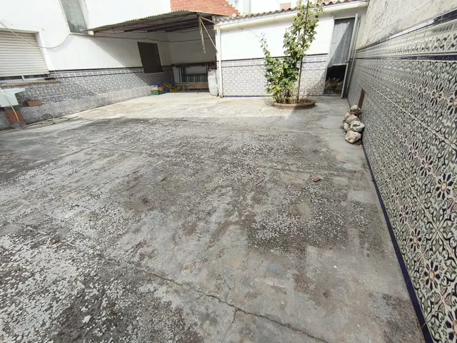 Amplia Casa en Noblejas - Oportunidad Única por €180,000 — 11