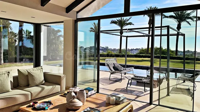 Chalet 5 habitaciones 639m² en venta - Costa del Sol — 2