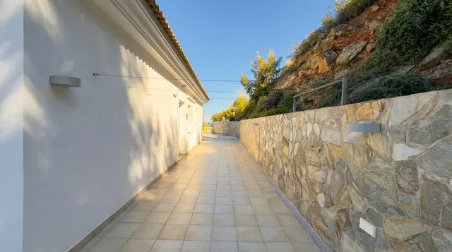 Chalet 4 habitaciones 357m² en venta - South of spain — 40