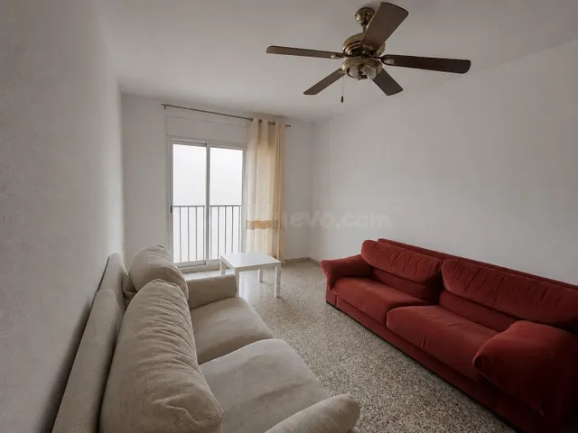 PISO CON PARQUING Y TRASTERO EN VENTA