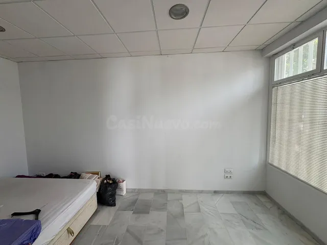 Local comercial 68m² en venta - Luis Montoto - Santa Justa - foto 5