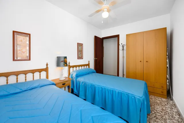 Piso de tres dormitorios a escasos 200 metros de la playa del cura — 20
