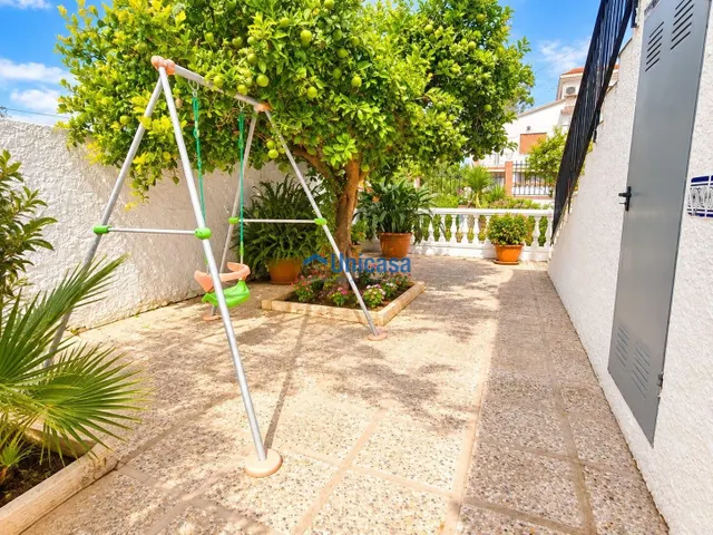 CHALET INDEPENDIENTE · 2 VIVIENDAS · PARCELA DE 422 M2 — 7