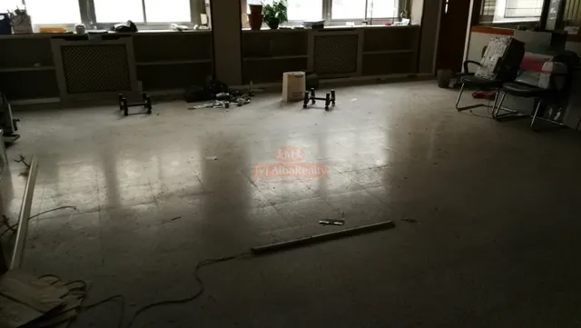 OCASION! SE ALQUILA GRAN ENTREPLANTA CON DIVERSOS DESPACHOS Y OFICINAS, EN EL CORAZON DE ALBACETE — 5