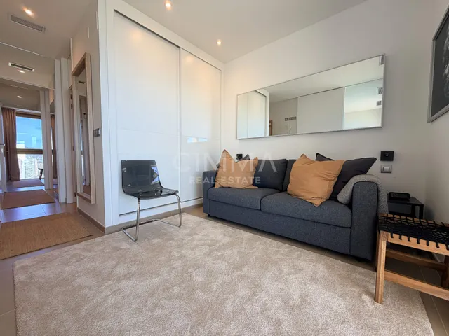 Exclusivo Piso Seminuevo en Playa de Poniente, Benidorm — 29