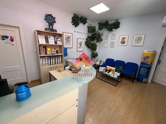 Se vende local en pleno centro — 9