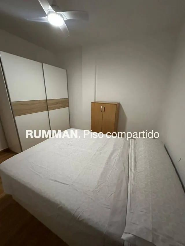 EST / TRAB. Piso de TRES dormitorios, zona Jardines del Triunfo — 19