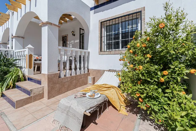 Adosado de 3 dormitorios 2 baños en Orihuela Costa ¡Tu hogar ideal en Las Chismosas! ✨ — 39