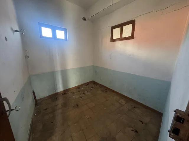SE VENDE CASA DE PIEDRA PARA REFORMAR EN CUBILLOS DEL SIL — 14