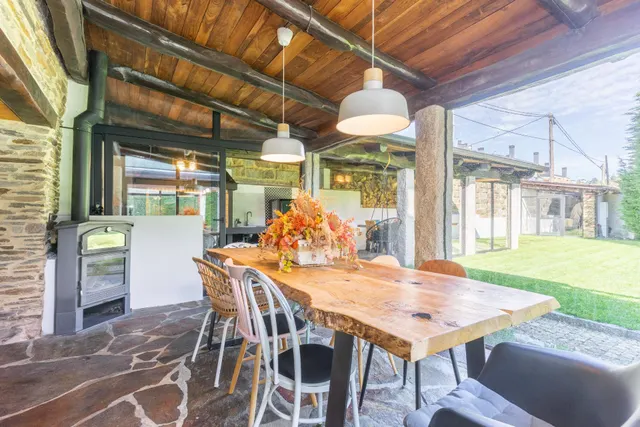 CASA CON ENCANTO EN LUGO — 16