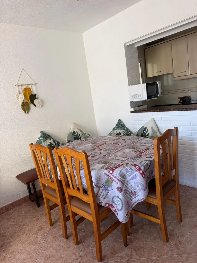 Magnífico Piso en Primera Línea de Mar en La Pineda.¡¡¡Con LICENCIA TURÍSTICA!!! — 12