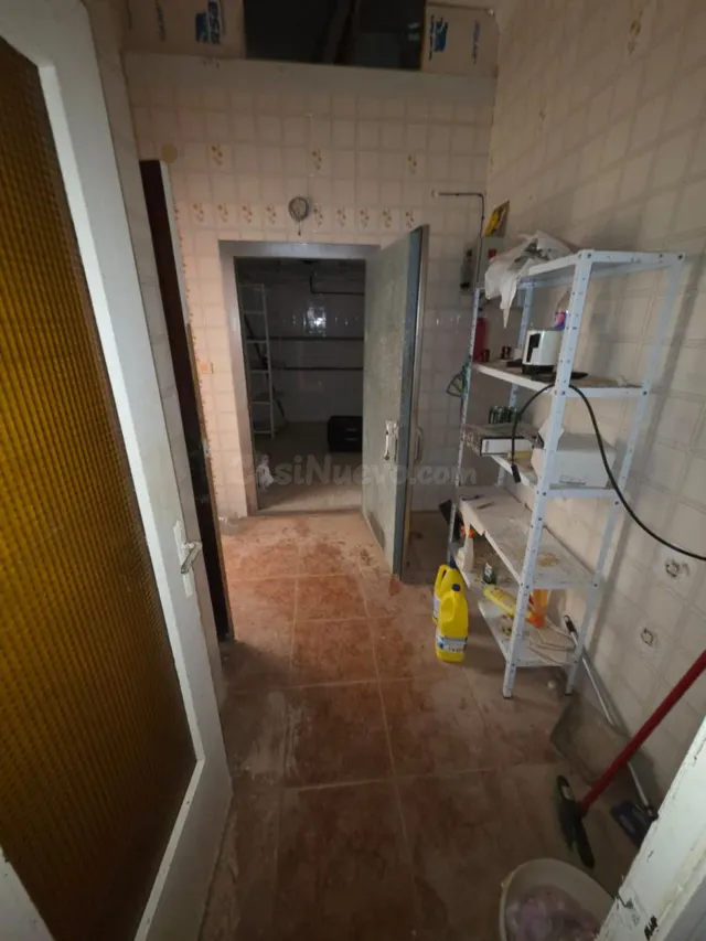 Local comercial 64m² en venta - Playa del cura — 5