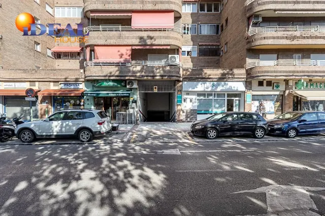 Garaje doble en venta en Urbanización Parque del Genil – Granada Capital — 10