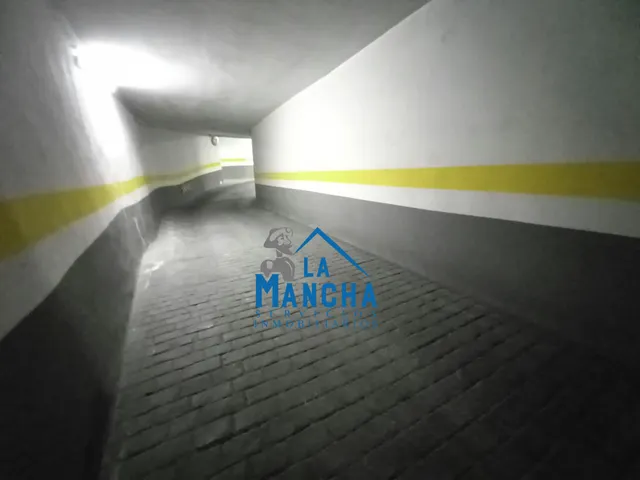 *70€ MENSUALES*. INMOBILIARIA LA MANCHA ALQUILA PLAZA DE GARAJE EN BARRIO INDUSTRIA. — 8