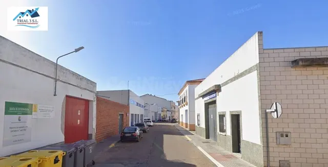 Venta de Casa en Puebla de la Calzada (Badajoz) — 2