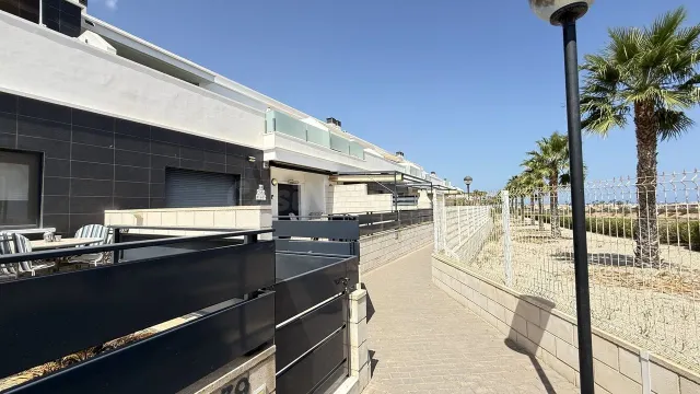 Adosado 3 habitaciones en venta - Lomas de Cabo Roig - foto 2