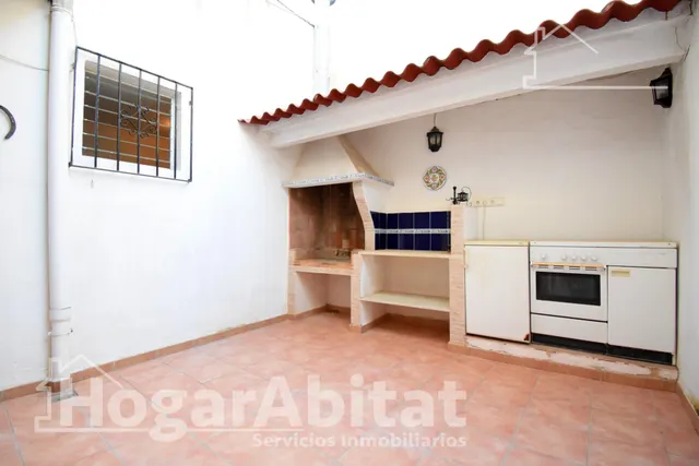 MUY AMPLIO Y LUMINOSO CON GRAN TERRAZA Y BARBACOA — 12