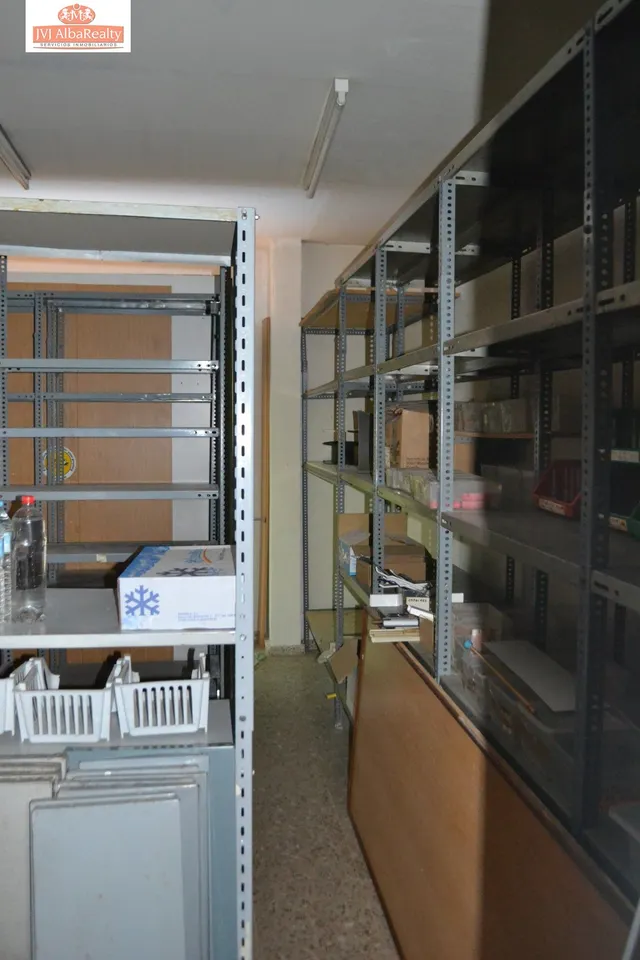INTERESANTE LOCAL COMERCIAL EN VENTA EN ZONA estación-PARQUE LINEAL — 13