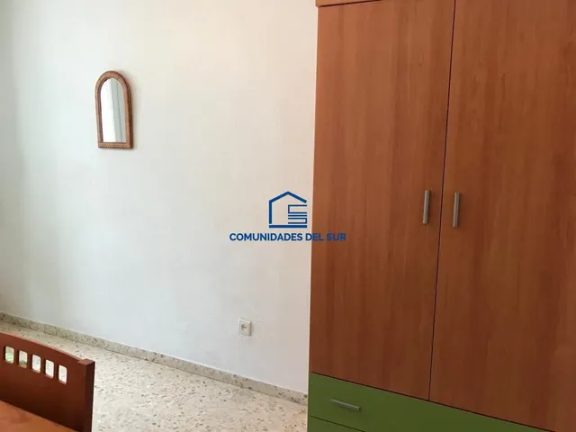 ALQUILER HOSPITAL — 33