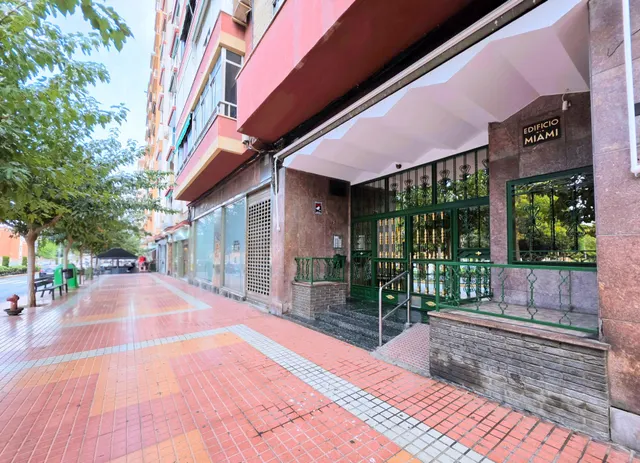 Vivienda reformada de 3 dormitorios y 2 baños en Capitanes Ripoll en Cartagena — 13