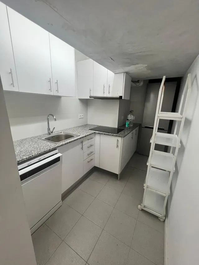 Piso en venta en calle Mallorca, junto a Comte d'Urgell – Barcelona — 7