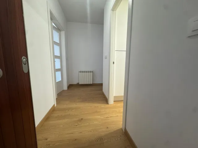 PISO REFORMADO DE 4 habitaciones EN MANRESA — 24