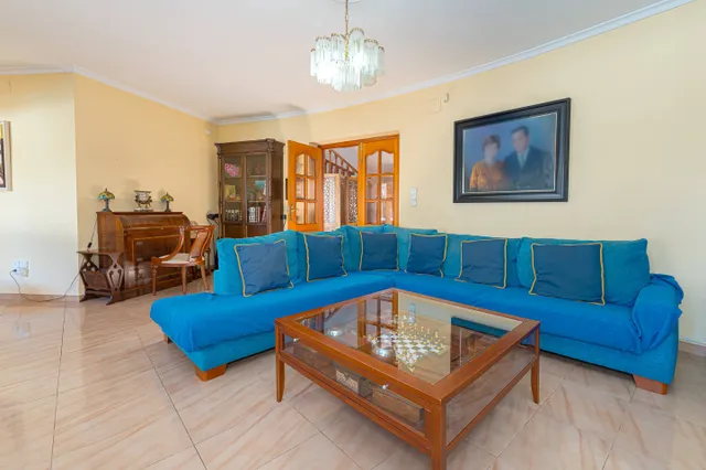 Villa mediterránea con vistas al valle a la venta en el centro de Alcalalí — 22