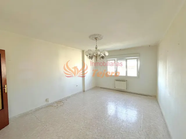 PISO EN VENTA EN ZONA EL PERÚ - CÁCERES - - foto 3
