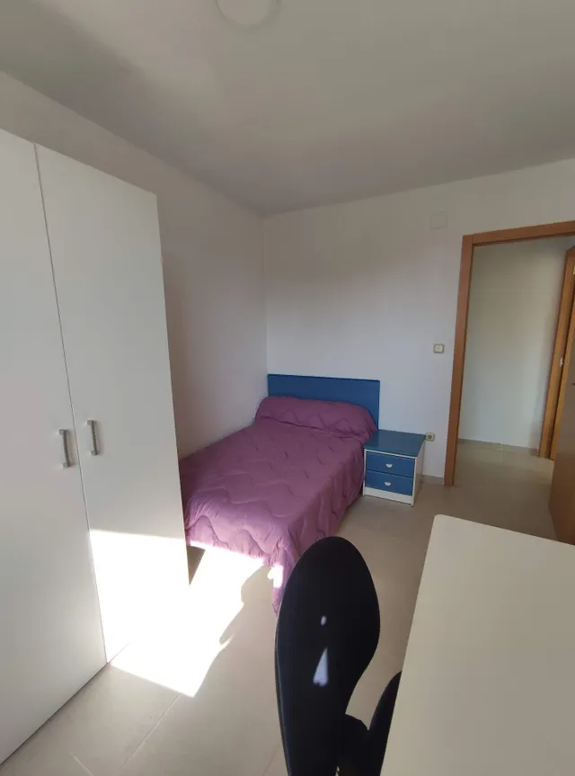 Piso de 6 dormitorios y 2 baños compartidos para estudiantes en zona CEU Cardenal Herrera de San Jos — 17
