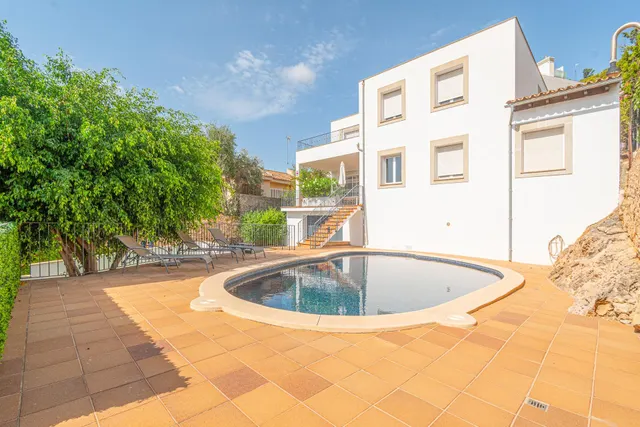 CHALET PAREADO EN GENOVA CON VISTAS A LA BAHÍA DE PALMA — 44