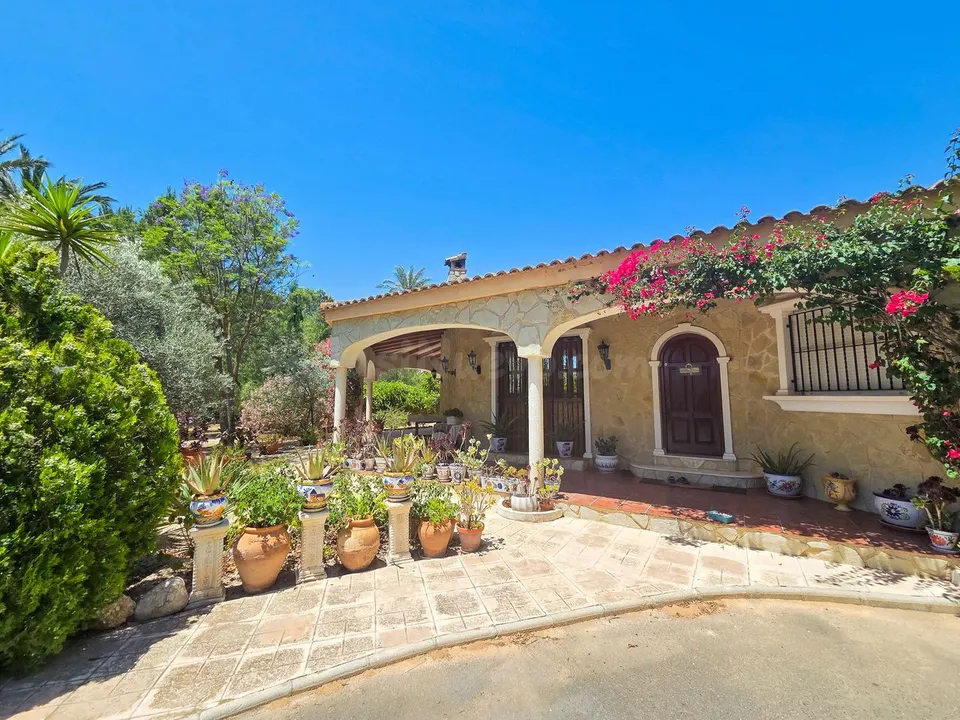 Villa 9 habitaciones 285m² en venta - Plaza Madrid