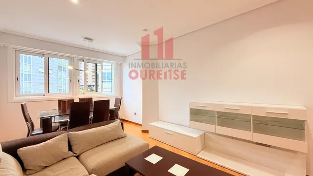 PRECIOSA VIVIENDA SEMINUEVA SITUADA EN O COUTO — 6