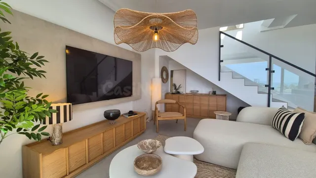 Ático de diseño con gran solárium y vistas al mar en Montema - foto 5