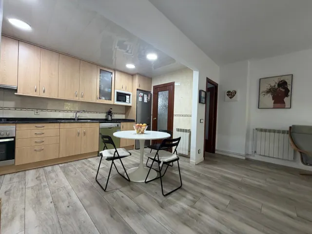 Espectacular piso con dos terrazas en el centro de barberà — 8